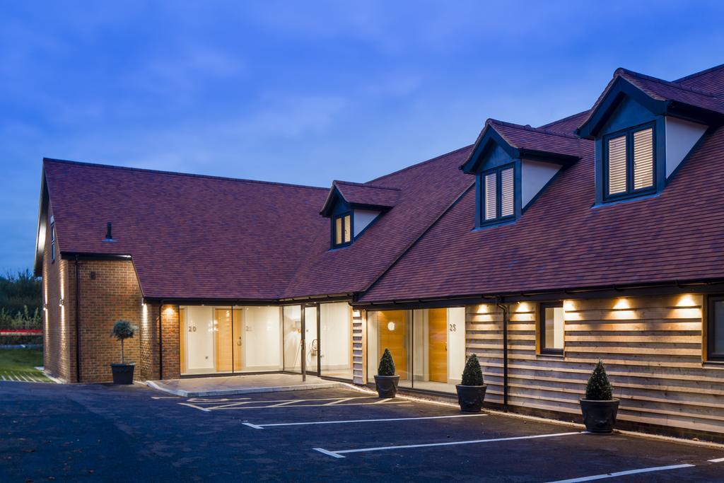 The Chequers Inn بيكونزفيلد المظهر الخارجي الصورة