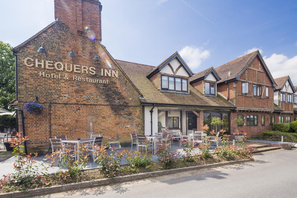 The Chequers Inn بيكونزفيلد المظهر الخارجي الصورة