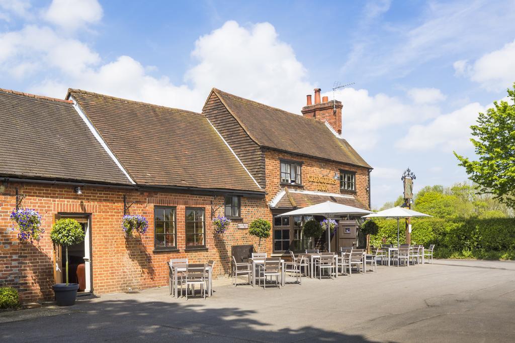 The Chequers Inn بيكونزفيلد المظهر الخارجي الصورة